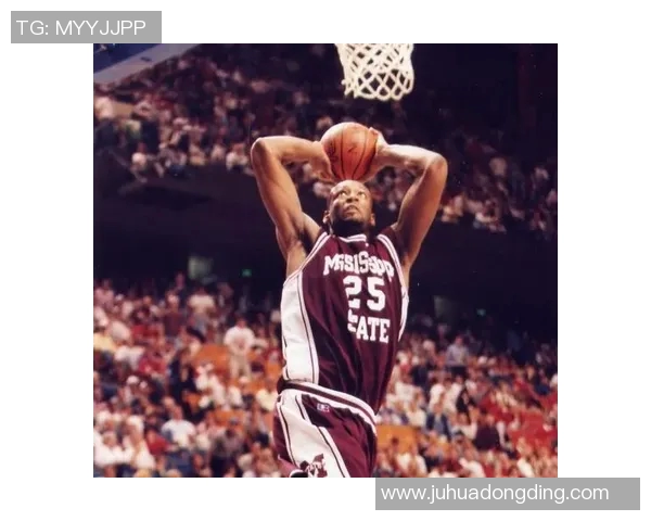 丹皮尔对姚明的评价与影响力分析及其在篮球历史中的地位探讨 丹皮尔对姚明的评价与影响力分析及其在篮球历史中的地位探讨