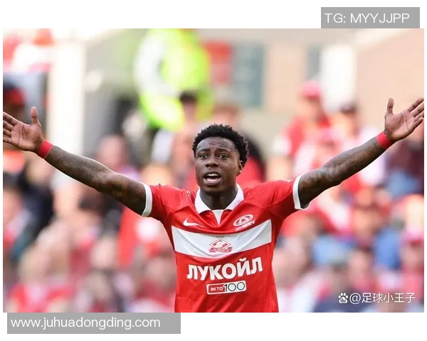 国际足球明星的简历与照片展示，了解他们的成就与风采